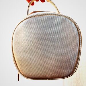 MD Forte Metallic Gold Ribbed Travel Cosmetic Bag Round Vanity Case Makeup Pouch